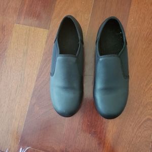 Womens size 6 Theateicals Tap Shoes.